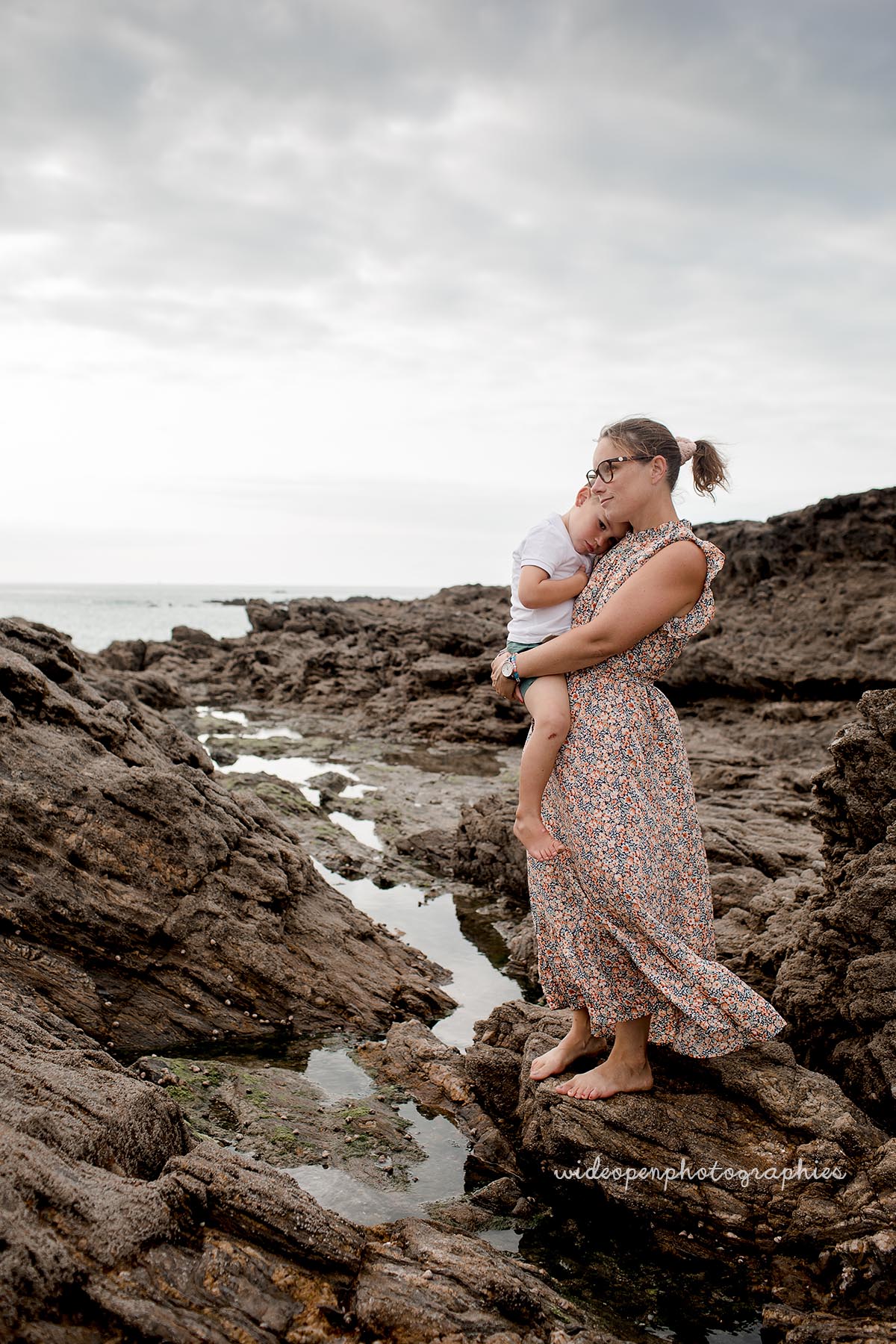 séance photo famille à Cancale, près de Saint Malo en Bretagne